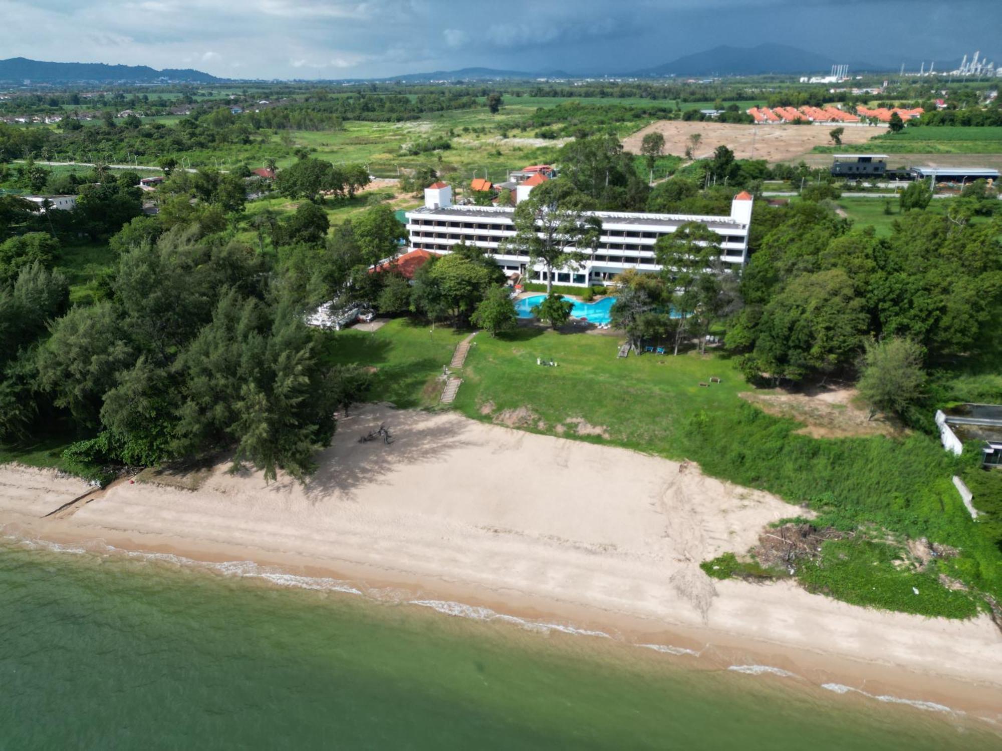 Purimas Beach Hotel & Spa Ban Chang  Luaran gambar