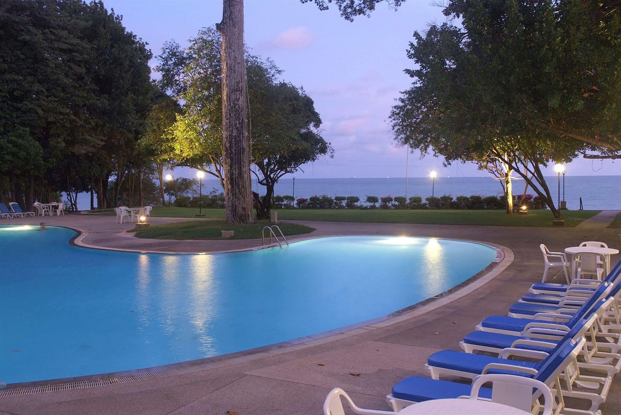 Purimas Beach Hotel & Spa Ban Chang  Luaran gambar